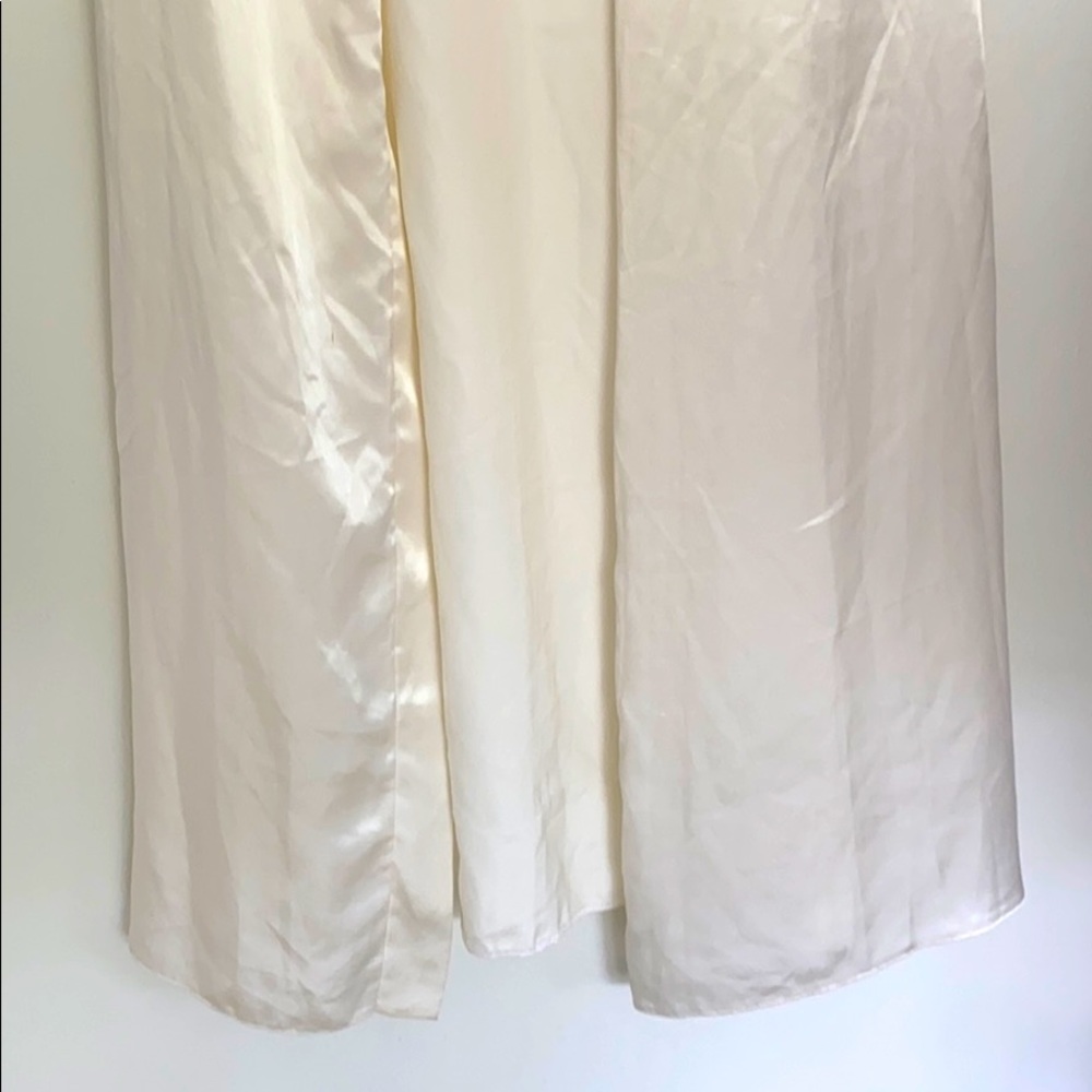 Silk Robe - Picture 3 of 11